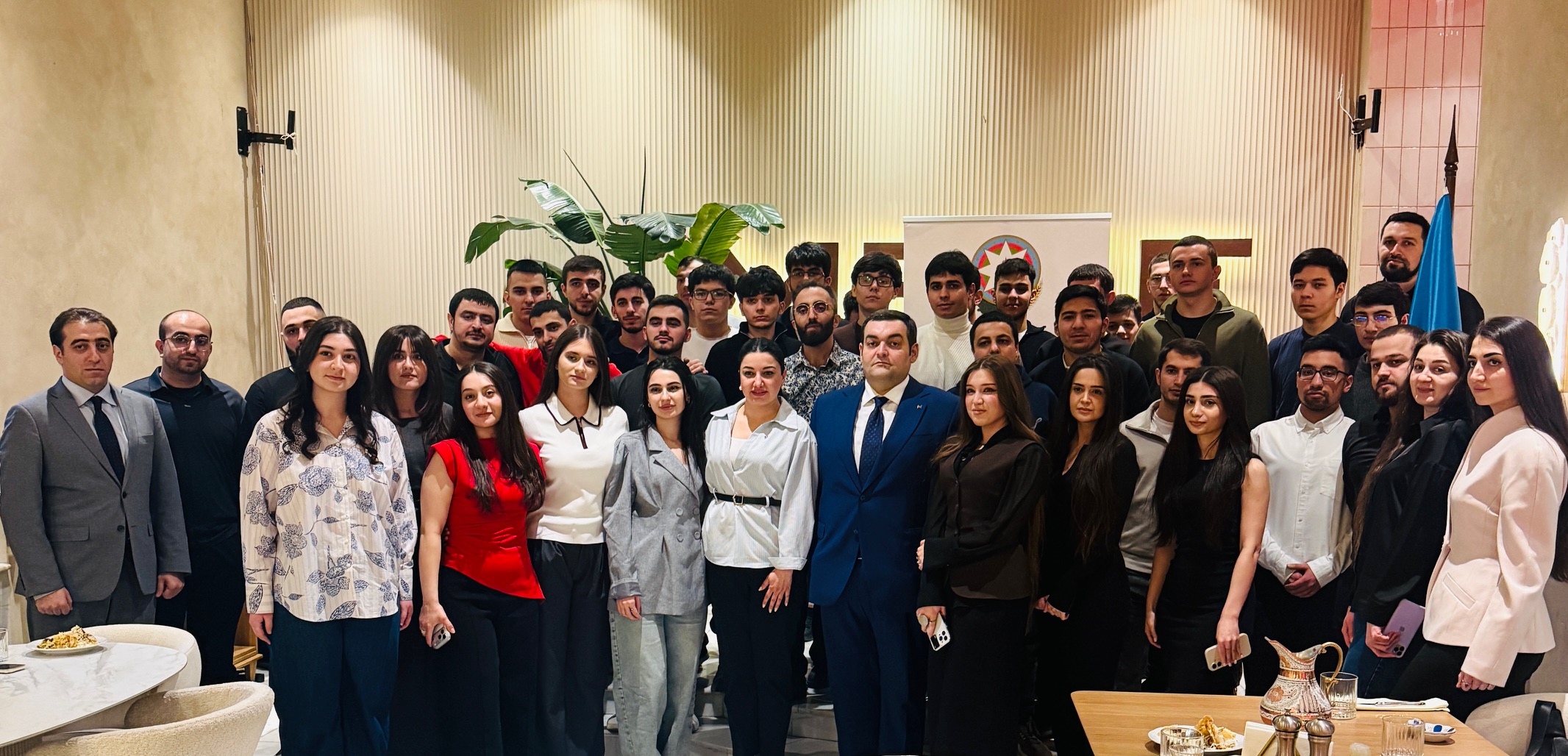 Sankt-Peterburq şəhərindəki azərbaycanlı tələbələr üçün təşkil olunmuş iftar tədbiri Xeber basligi