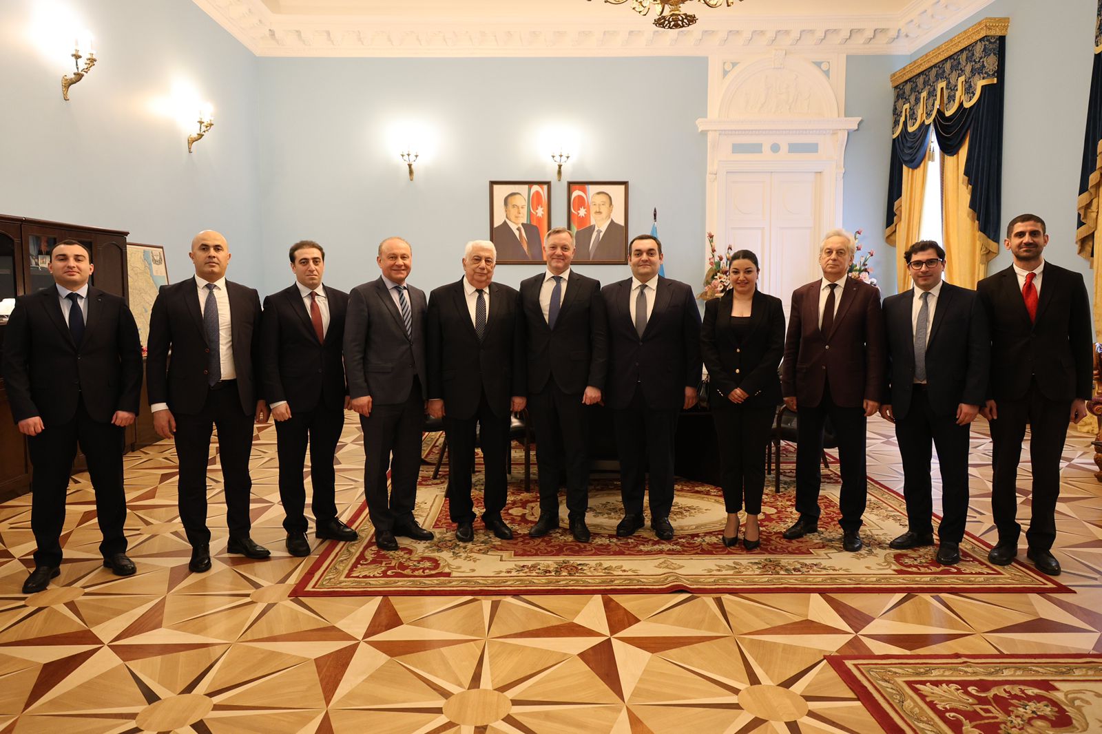 28 May – Müstəqillik Günü ilə əlaqədar MDB Parlamentlərarası Assambleyasında keçirilmiş dəyirmi masa Xeber basligi